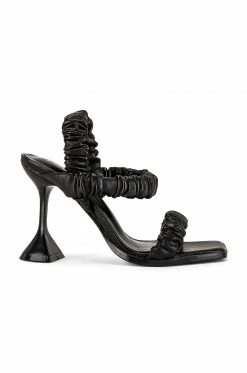 Brand new 🤩 RAYE Kia Heel In Black ✨