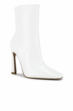 Brand new 💯 RAYE Lusty Boot In White 🔔 8 Brand new 💯 RAYE Lusty Boot In White 🔔 -RAYE Official Store RAYE WZ1777 V2