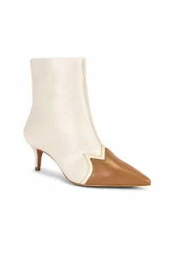 Best Sale ⭐ RAYE Savvy Bootie In White 🔔 8 Best Sale ⭐ RAYE Savvy Bootie In White 🔔 -RAYE Official Store RAYE WZ1948 V2