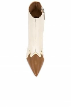 Best Sale ⭐ RAYE Savvy Bootie In White 🔔 10 Best Sale ⭐ RAYE Savvy Bootie In White 🔔 -RAYE Official Store RAYE WZ1948 V4