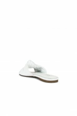 Outlet π€© RAYE Buffy π©΄ Sandal In White π 9 Outlet π€© RAYE Buffy π©΄ Sandal In White π -RAYE Official Store RAYE WZ2043 V3