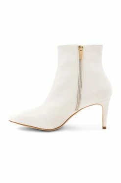 Discount 🔔 RAYE Mazie Bootie In White ❤️ 11 Discount 🔔 RAYE Mazie Bootie In White ❤️ -RAYE Official Store RAYE WZ710 V5